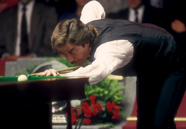 A young Cliff Thorburn down on a shot