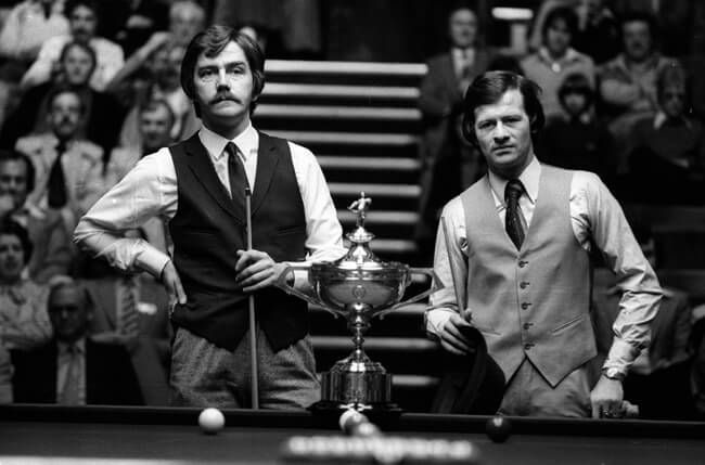 Cliff Thorburn and Alex Higgins at the 1980 World Championship final